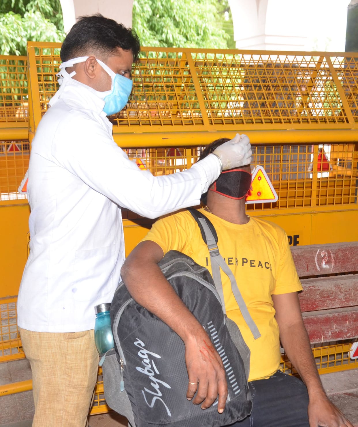 215 People covid Positive, Eight patients died