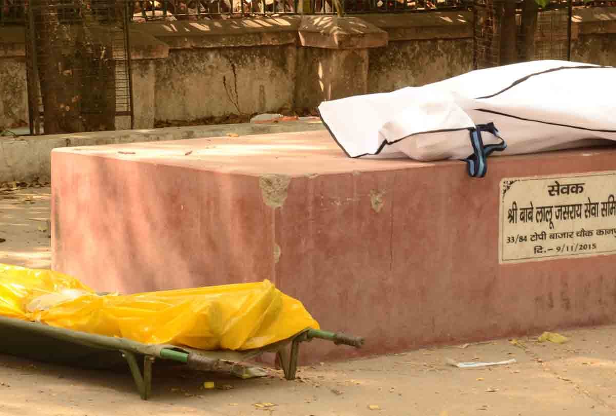 three drivers who daily carried covid positive bodies to cremation center told their story