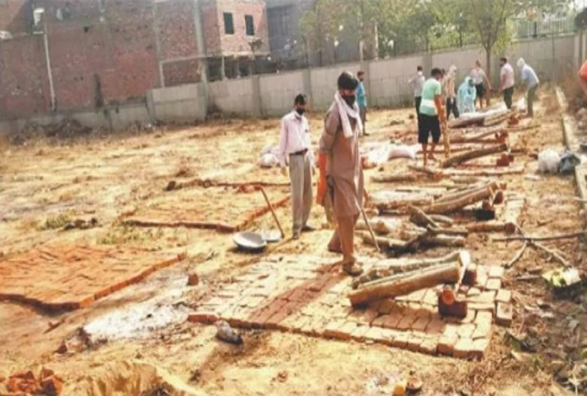 There is no space left in the cremation grounds of the capital