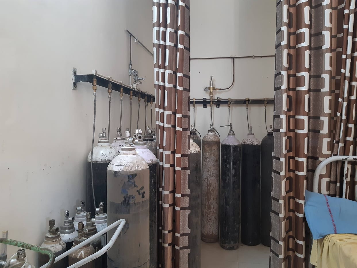 Demand of 30 oxygen cylinders daily in Kovid Center, 24-hour stock left