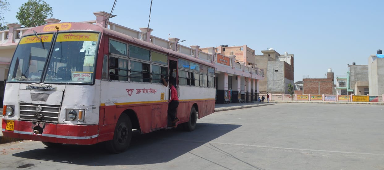 Hathras: Passengers suffering due to shortage of roadways buses