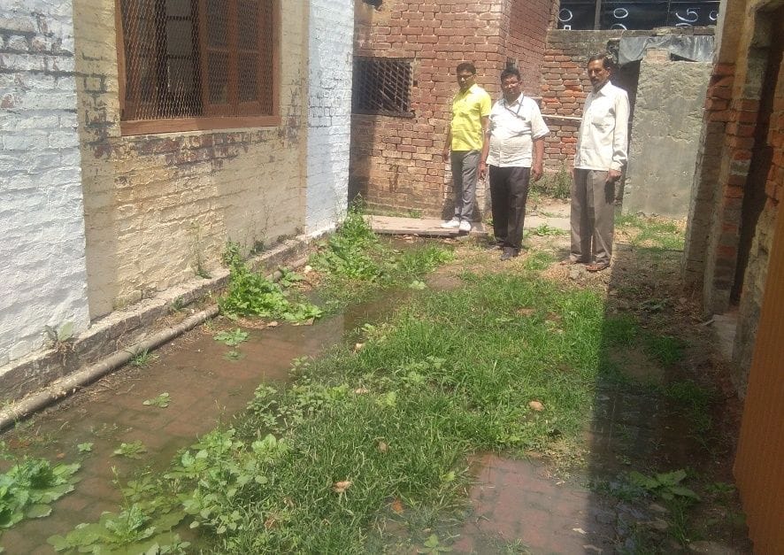 Filth of drains in Najibabad's blanket factory