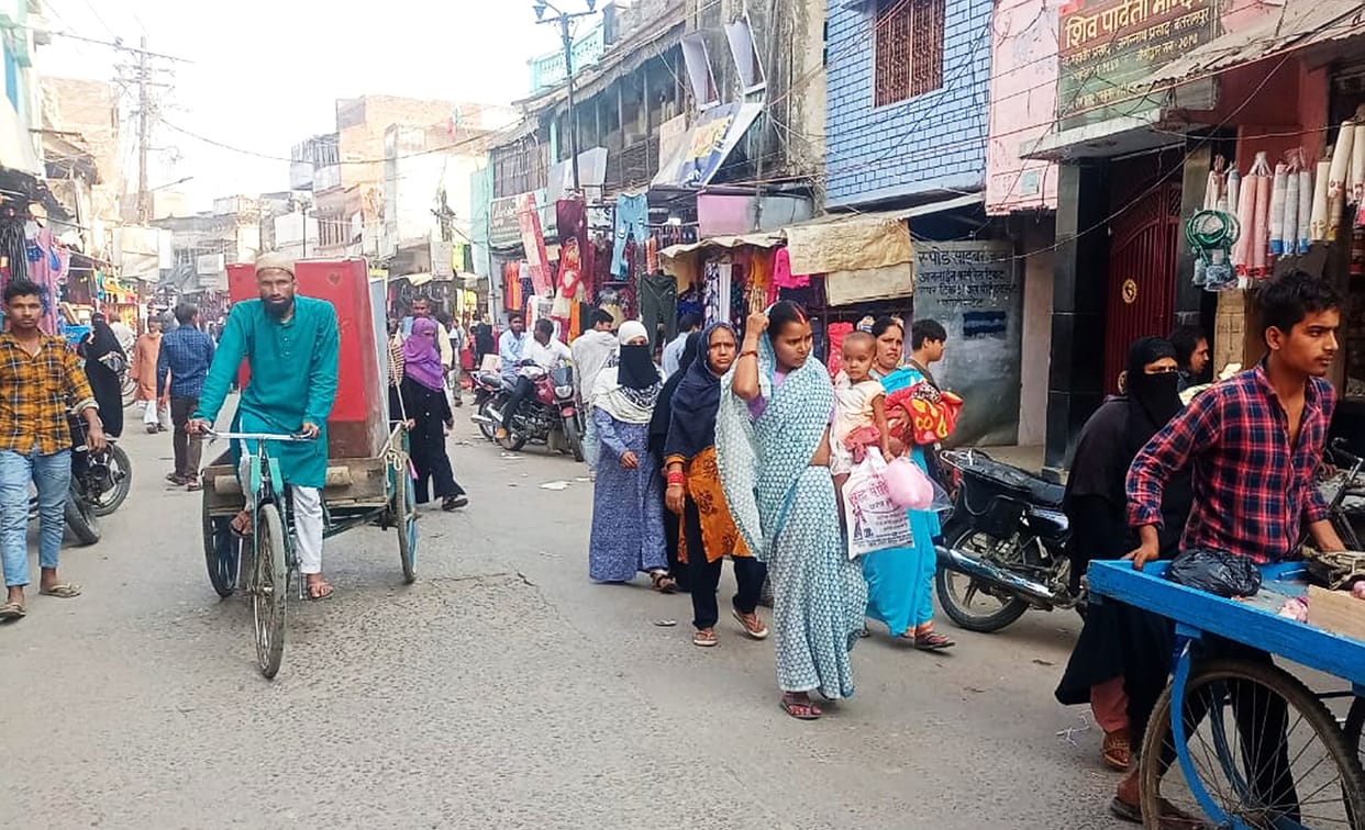 Two killed in Corona in Balrampur, 165 positive