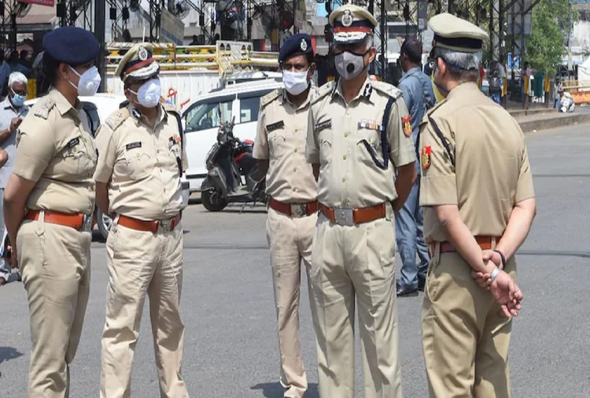 To curb terror stop illegal trade of arms strictly