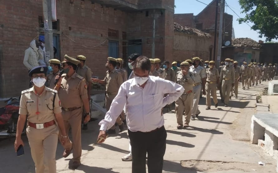 Officers roamed in sensitive villages, see polling places