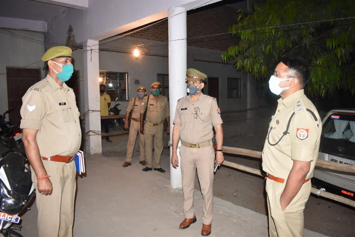 Hathras: SP protects the tested strong room
