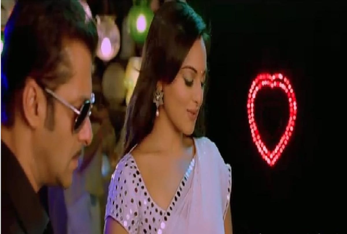 Salman Khan fan lost her control and started crying for him at da bangg show in Dubai