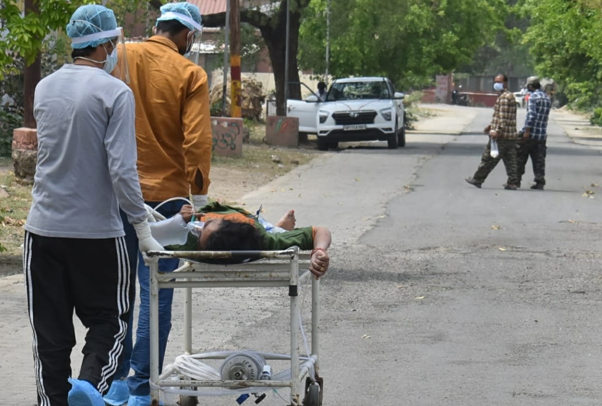 corona infected woman died due to Oxygen level decreased in gorakhpur