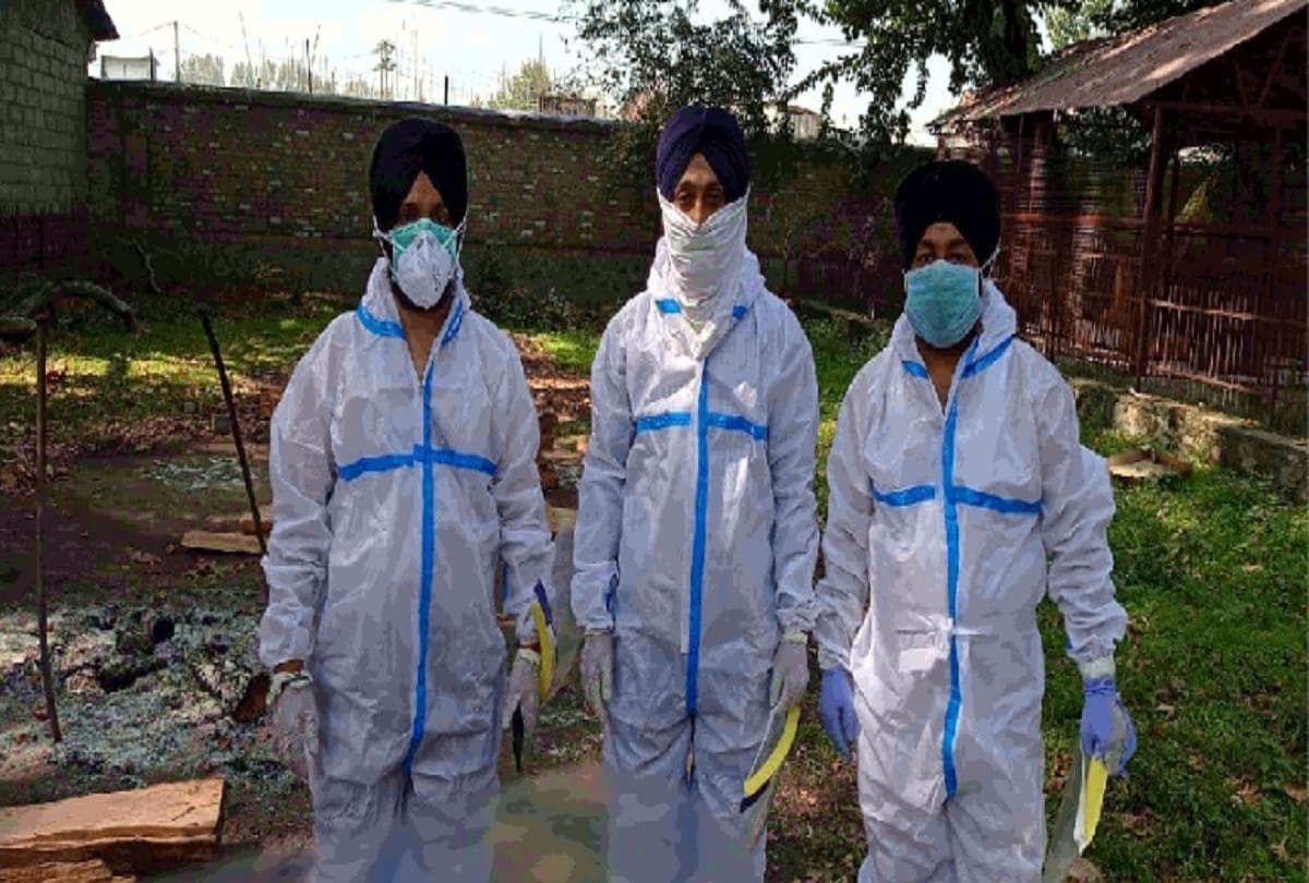Jammu kashmir news: Young Sikh volunteers coming out as messengers of god in Corona epidemic