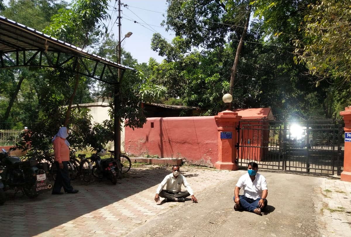 Oxygen gas shortege in navjivan hospital at gorakhpur