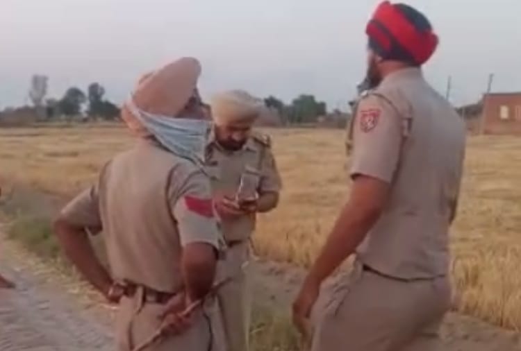 Villagers Protest Against Police Party at Bathinda of Punjab