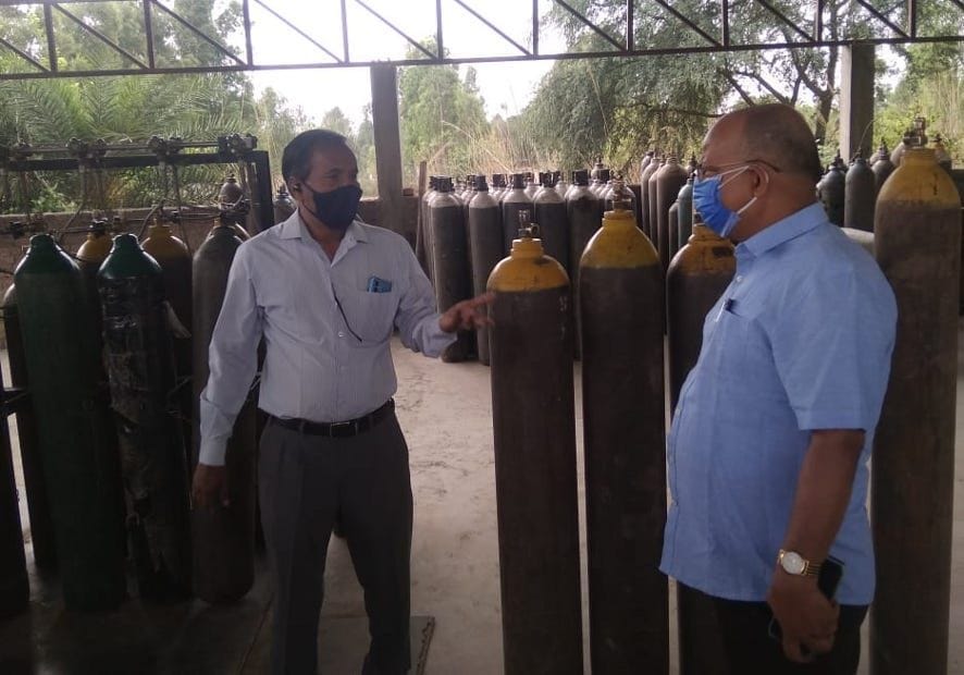 Oxygen cylinders will be given under the supervision of administration