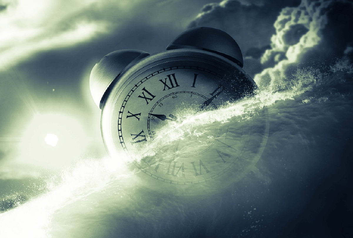 japan 100 year old clock stopped by tsunami but restarts after 10 years