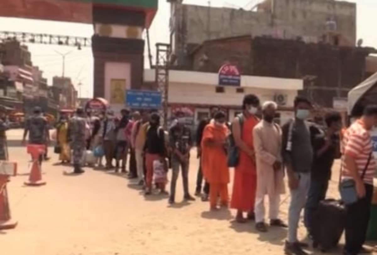 Nepali citizens working in India returning to hometown due to coronavirus