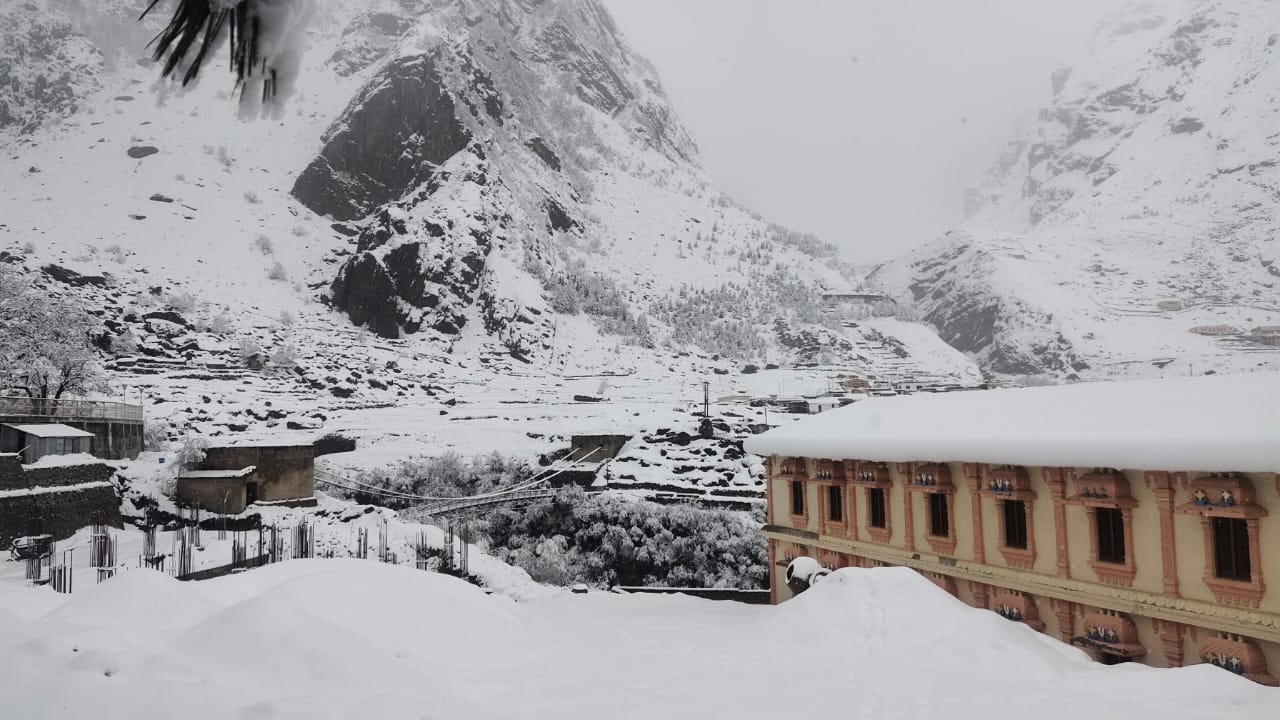 Uttarakhand Weather Forecast Today News: fresh snowfall beautiful photos