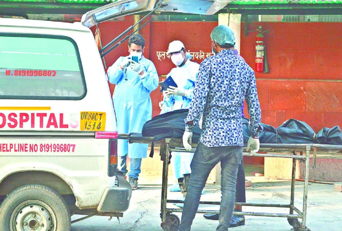 40 bodies cremated in one day at the Tajganj crematorium in agra