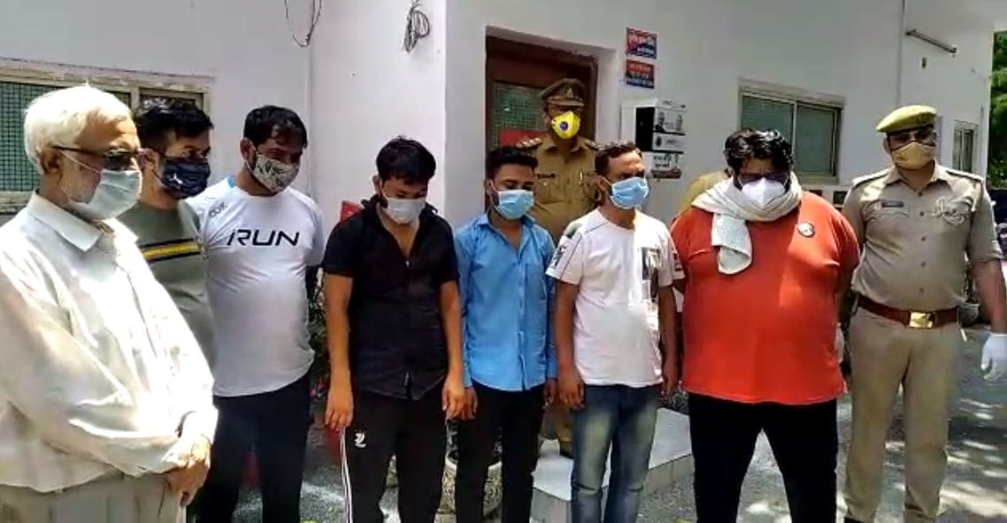 2 crore cheated by changing registered mobile number in bank accounts