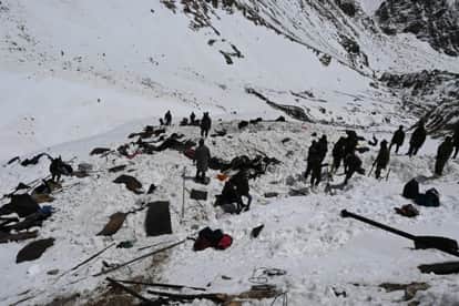 Uttarakhand news : avalanche in china border at chamoli, 13 died