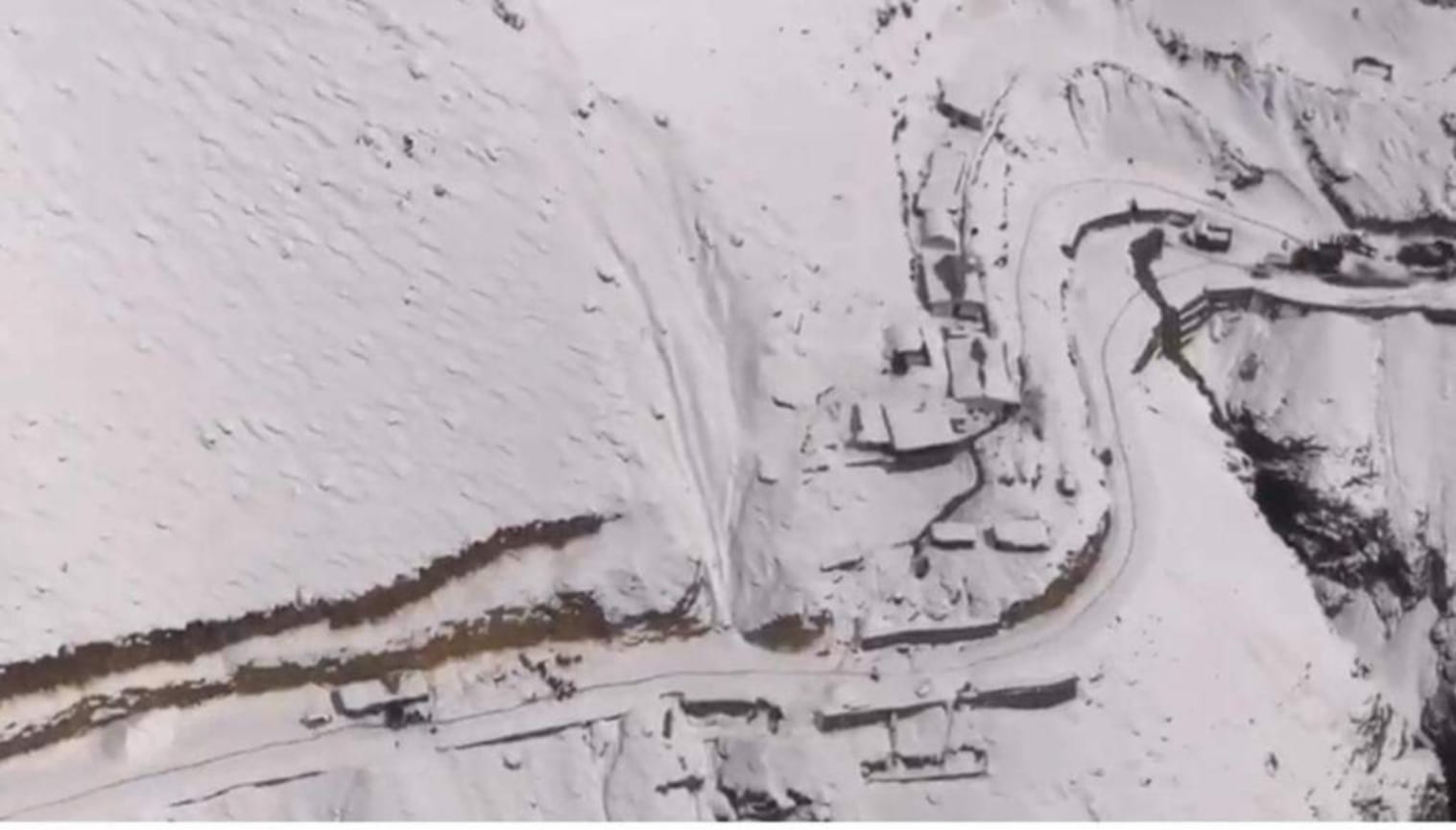 Uttarakhand news : avalanche in china border at chamoli, one more dead body recover