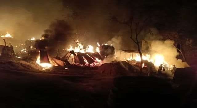 17 people burnt to ashes in fire