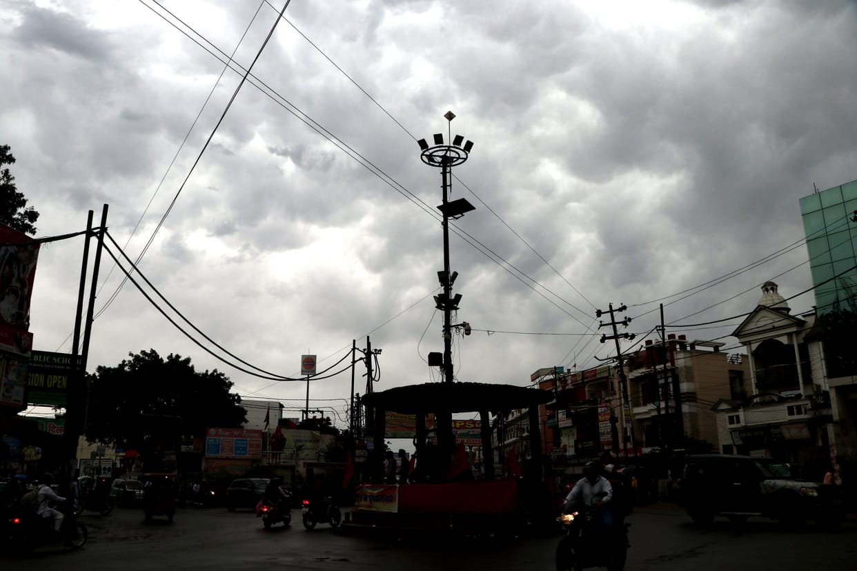 Light drizzle in Bijnor increased farmers' concern