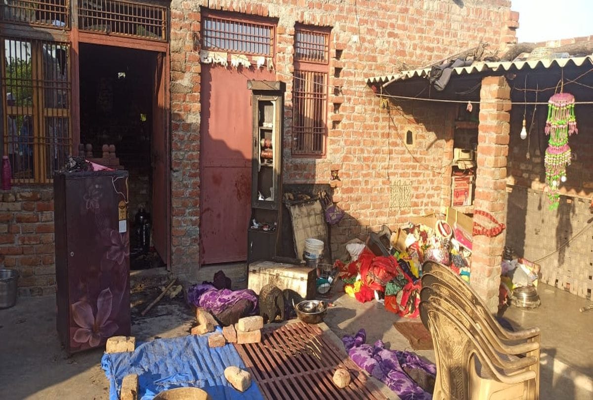 ten month old baby burnt alive after fire broke out at the house in firozabad