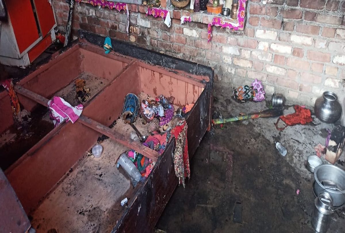 ten month old baby burnt alive after fire broke out at the house in firozabad