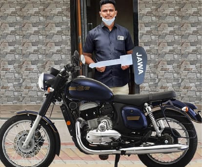 Jawa gifts Jawa Forty Two to Pointsman Mayur Shelke