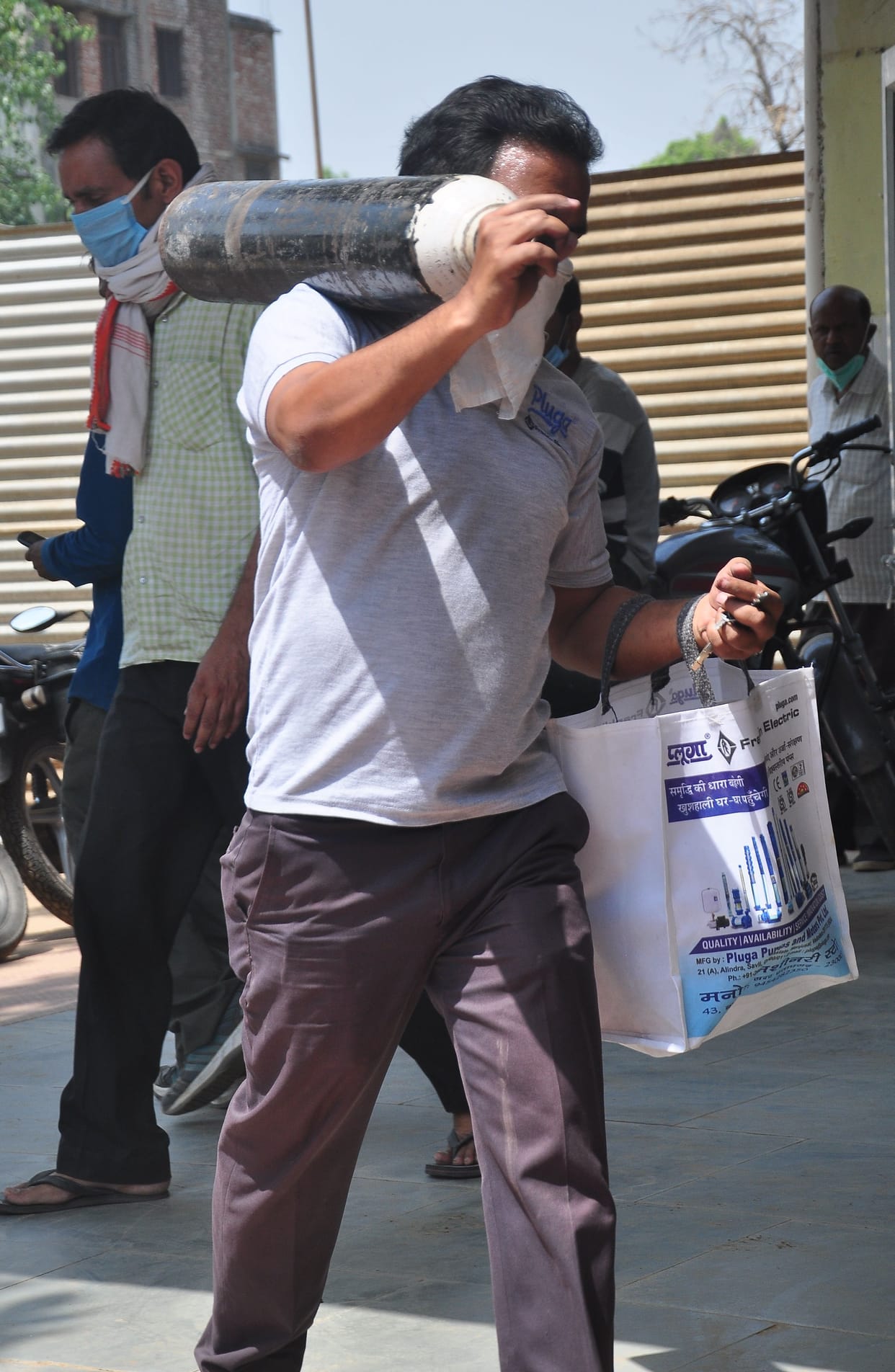 Outcry for oxygen in the district hospital, patients suffering
