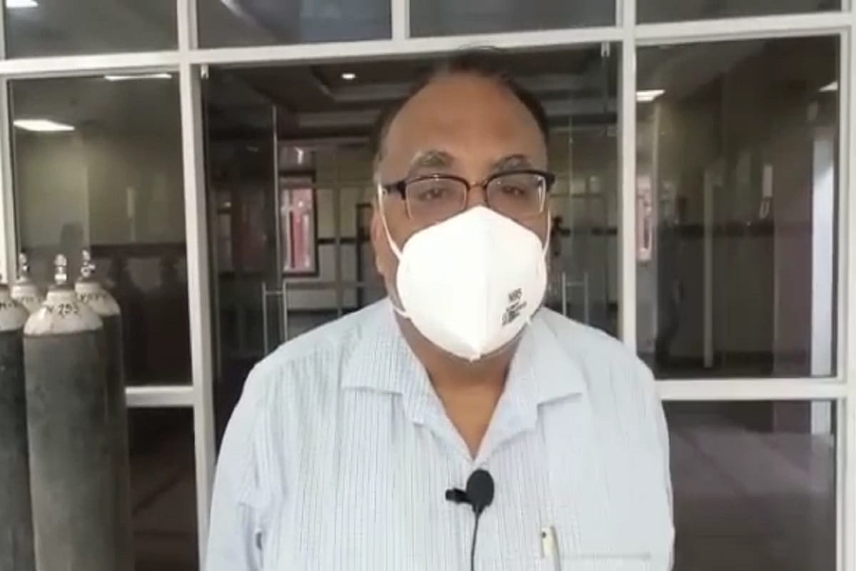 Meerut News: There was ruckus in the hospital over the supply of oxygen cylinders