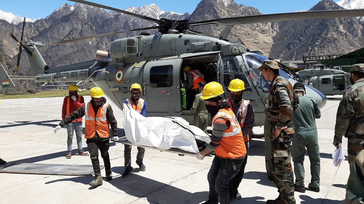 Uttarakhand news : avalanche in china border at chamoli, dead bodies will send jharkhand today
