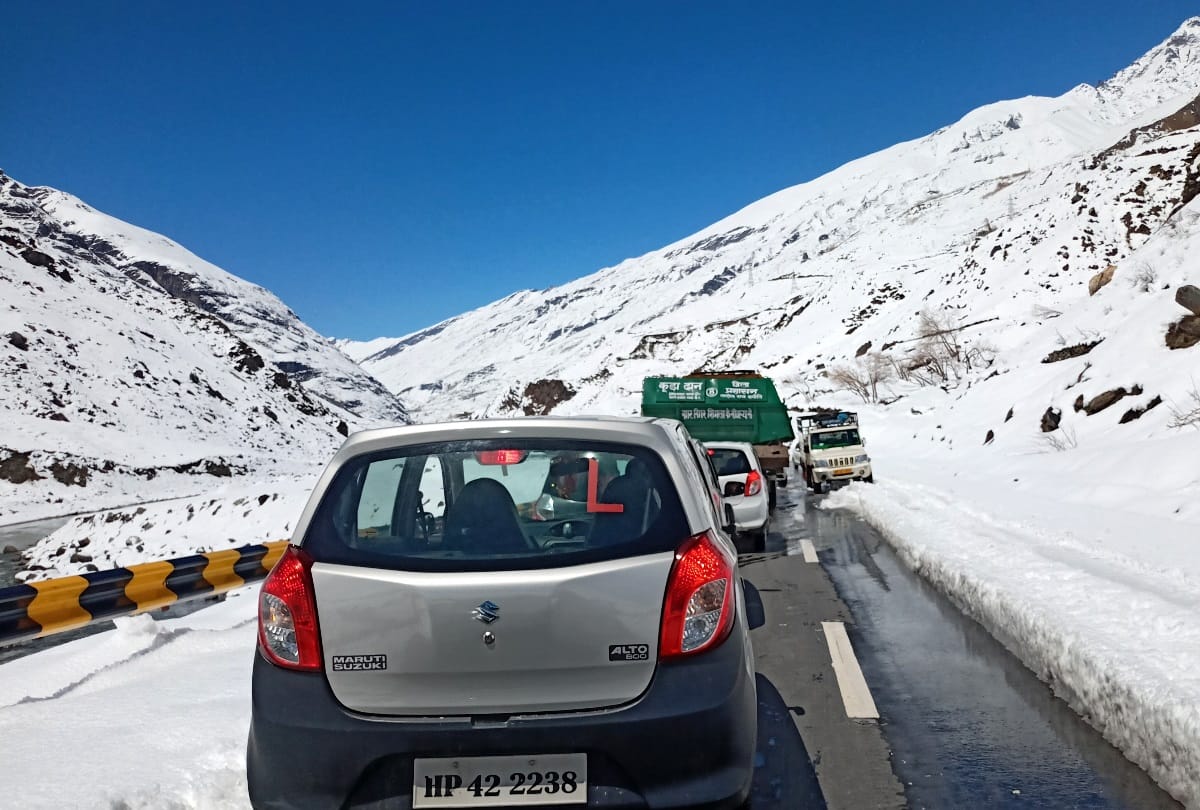 Weather Update himachal: avalanche in lahaul spiti himachal pradesh
