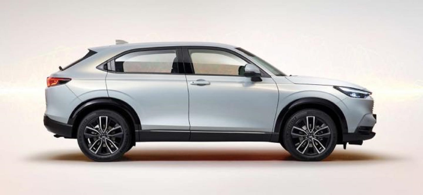 2021 Honda HR-V SUV unveiled new honda hrv 2021 interior honda hrv 2021 launch date in india honda hrv 2021 mileage honda hrv 2021 features honda hrv 2021 safety features