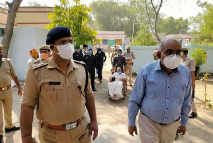 UP Panchayat Election 2021 Updates: Voting, Panchayat chunav live update in hindi