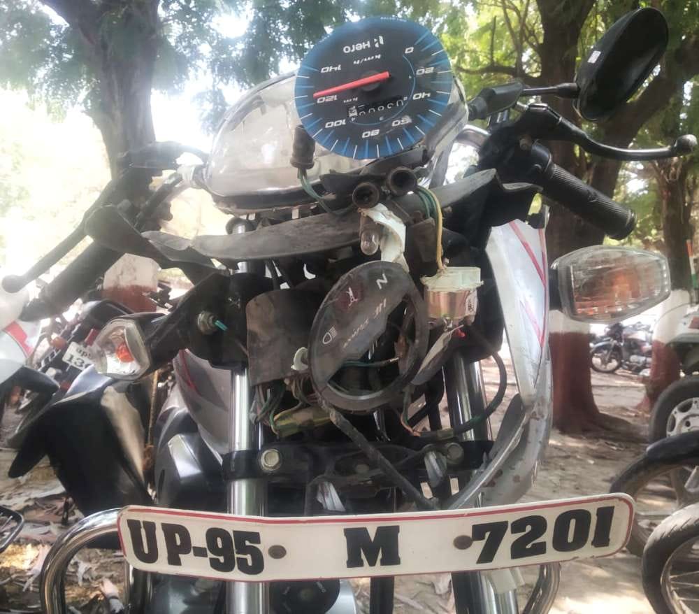 accident,road,bike,marriage,police