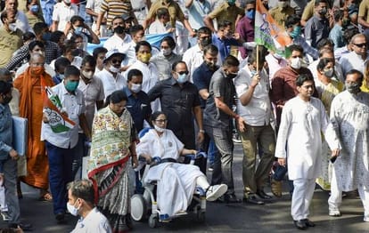 Madras HC holds Election commission responsible for second wave of corona will it learn lesson