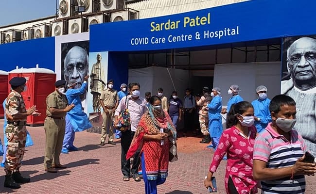Sardar Patel DRDO covid care hospital helpline number not working, corona patients in distress