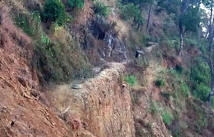 Seven villages deprived of irrigation facility due to canal closure