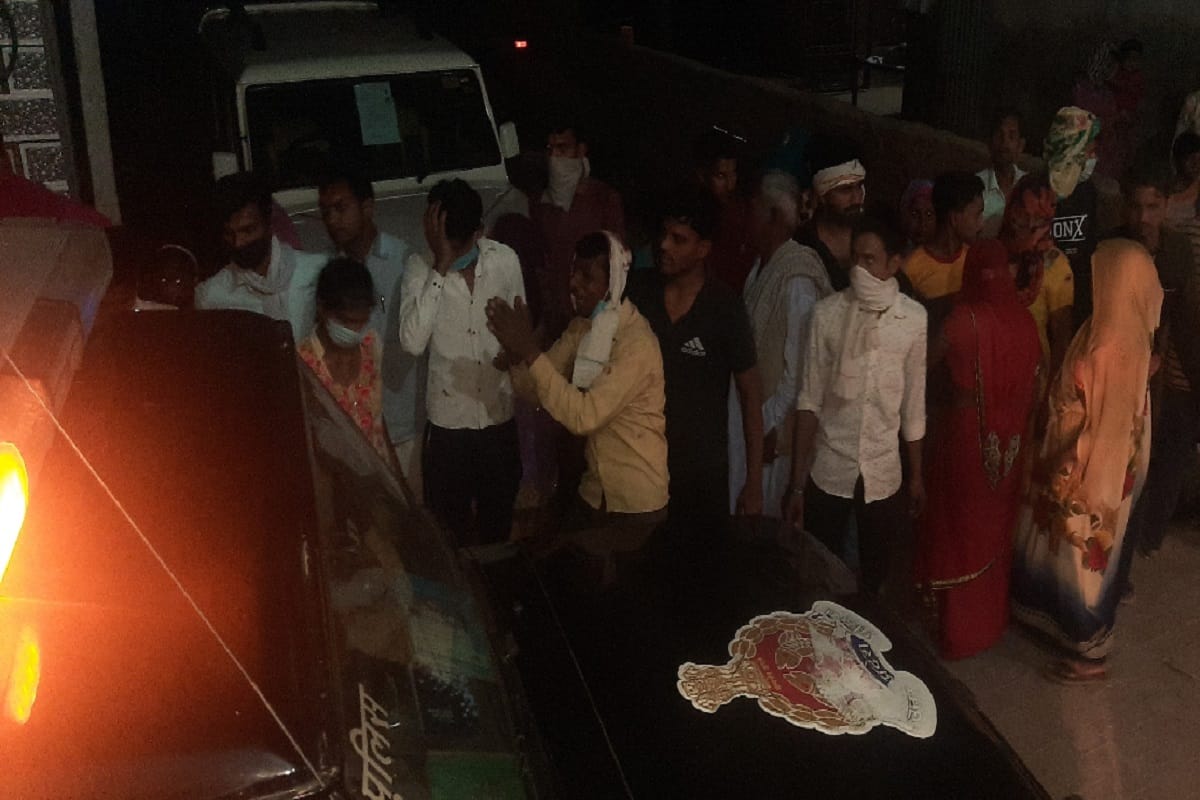 Meerut News: More than 10 injured, sharp weapon between prime candidate supporters in village Samaspur late at night