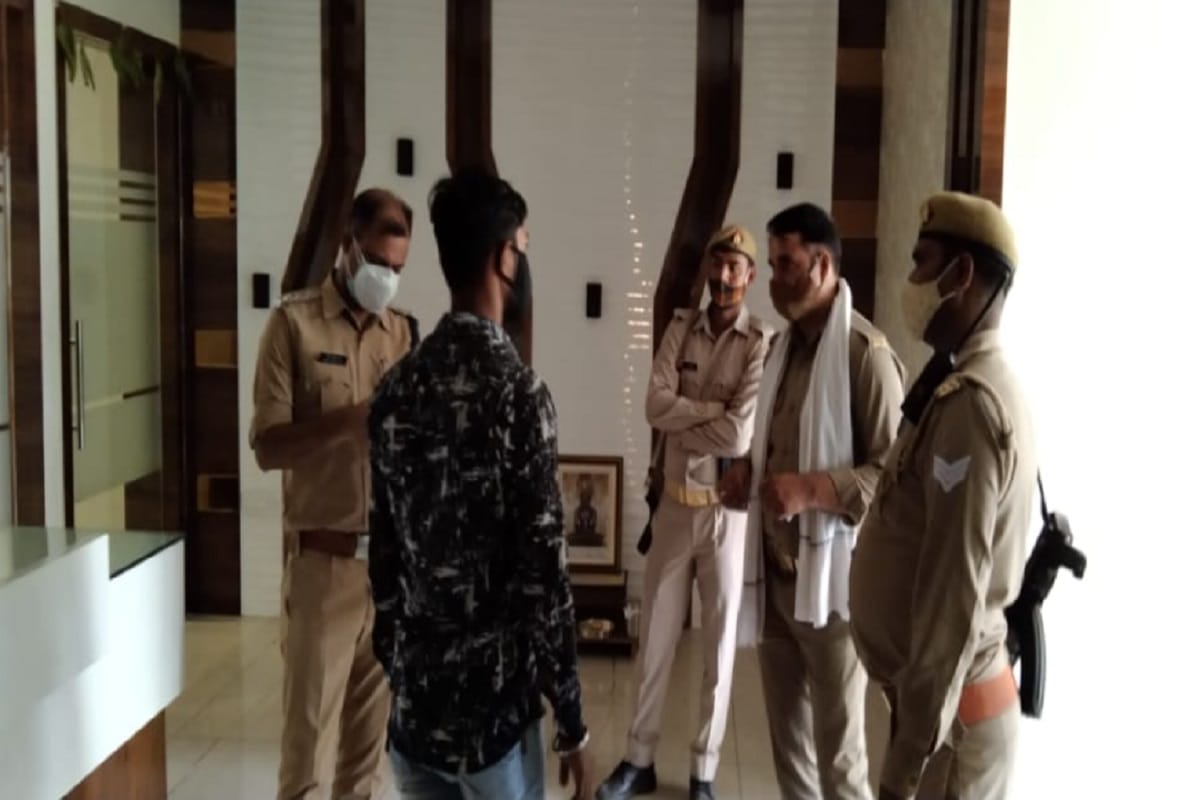 UP Crime News: A coal businessman was shot dead by miscreants in Meerut.