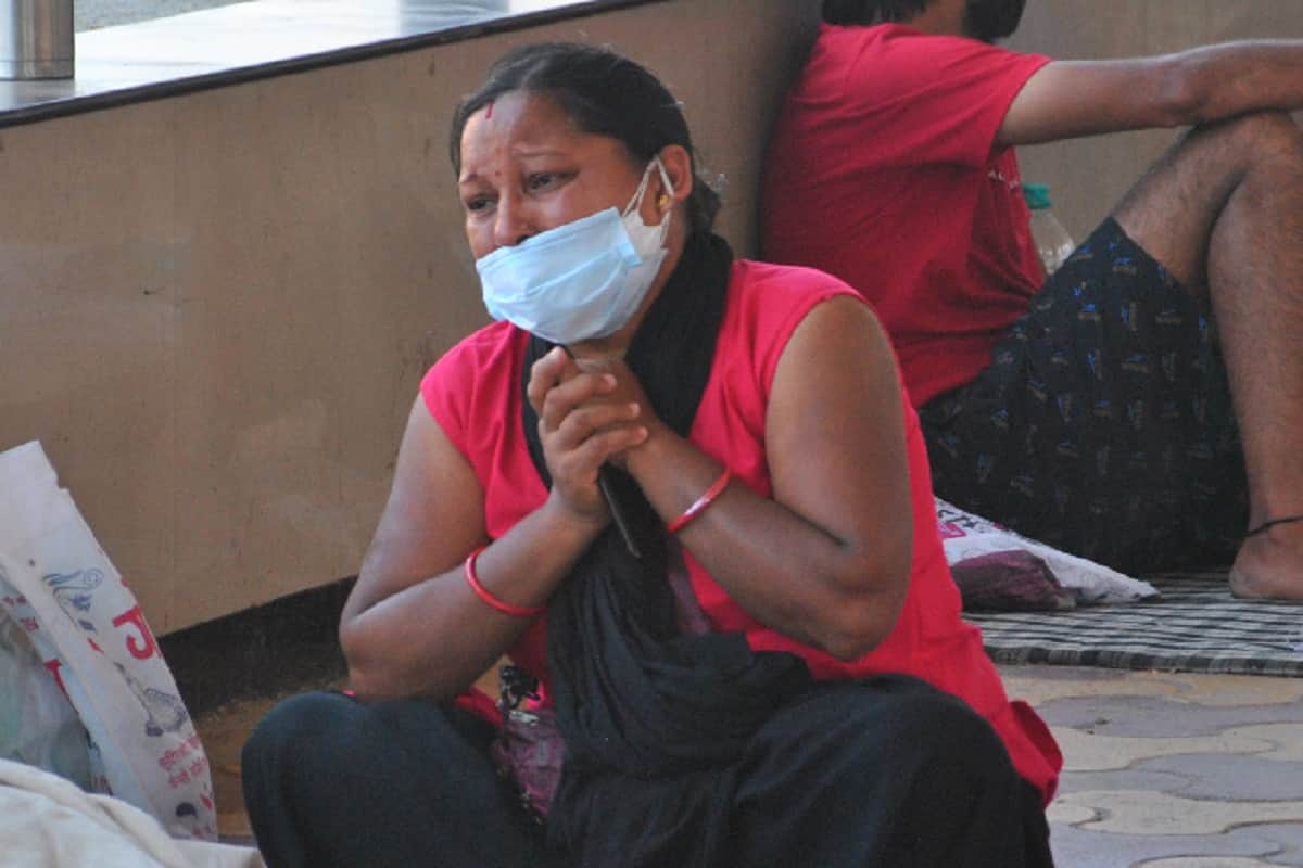 Oxygen emergency: Patients are not being admitted to hospitals in Meerut and see photos