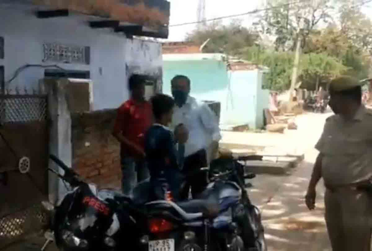 SDM slaps boy, video gone viral