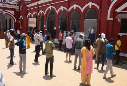 Corona News: Survey of 1.5 lakh houses in villages, 17 hundred infected