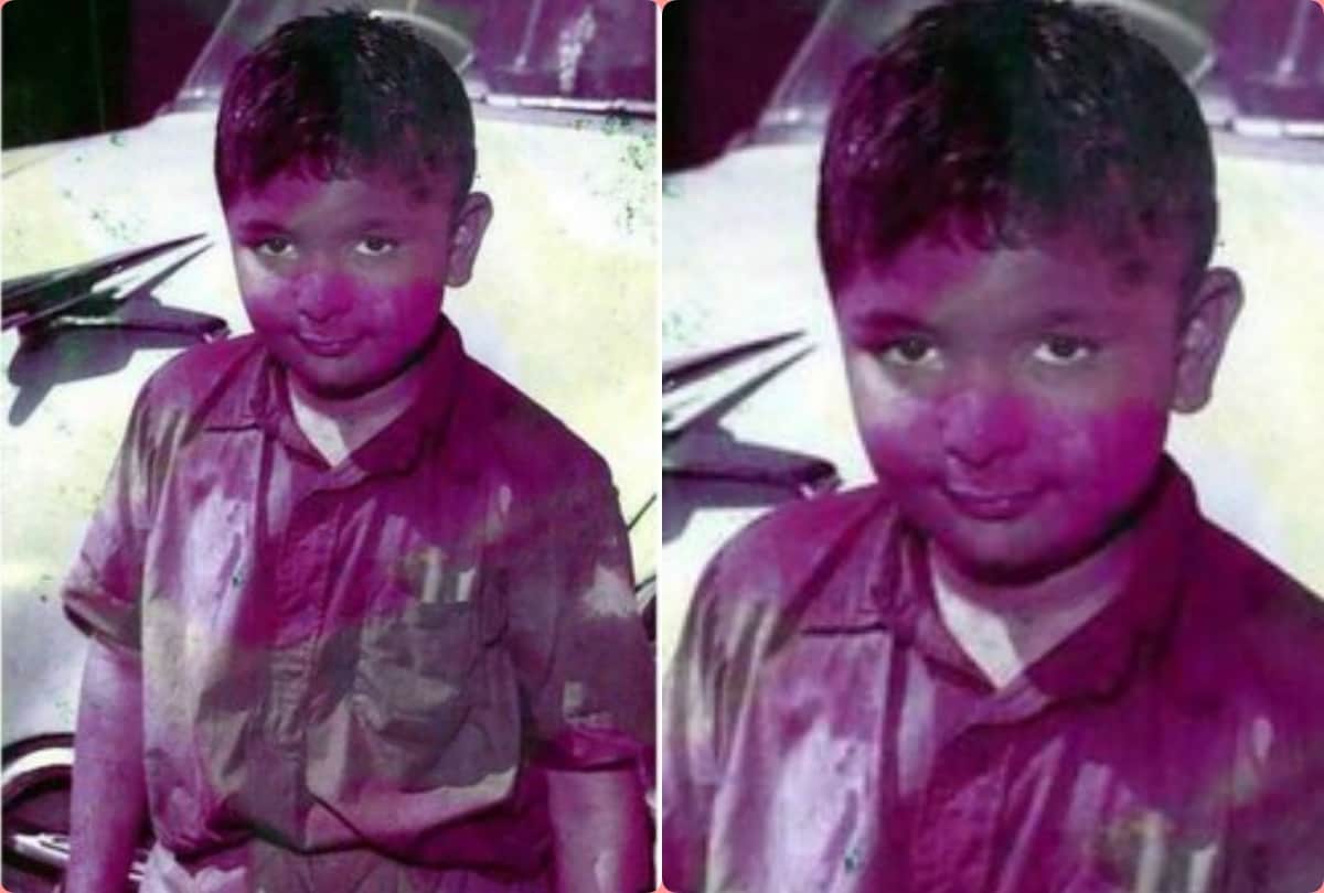 Rishi Kapoor childhood rare unseen photo with father raj kapoor