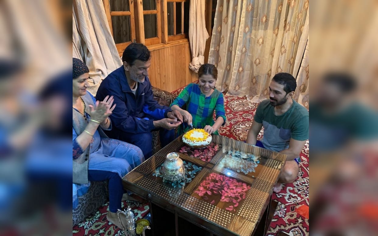 Rubina Dilaik celebrated her father 60th birthday with husband Abhinav Shukla shared photos on instagram