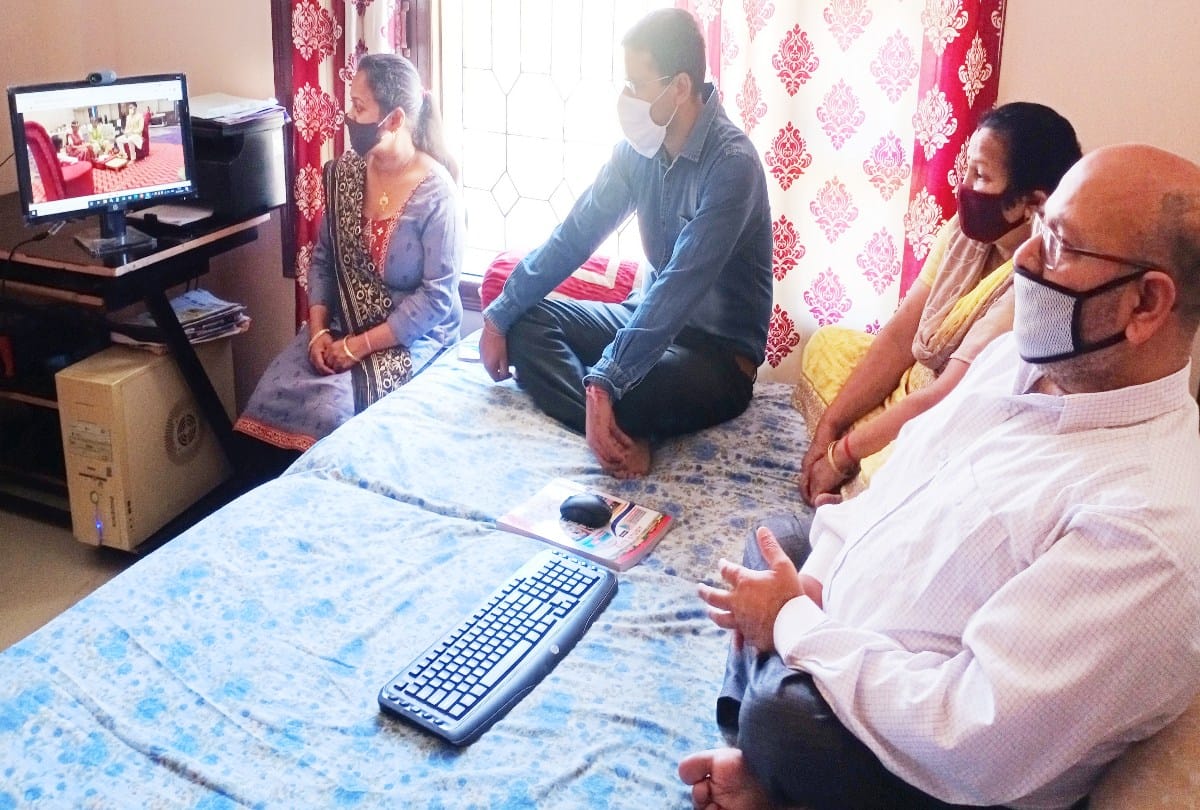parents saw wedding of son virtual due to coronavirus, Barati also joined online in mandi himachal
