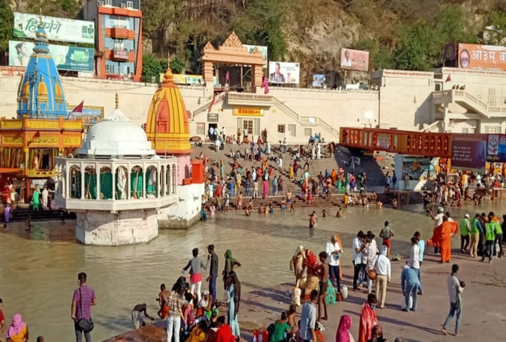 Haridwar Kumbh Mela 2021 News Today: chaitra purnima Last Shahi Snan Held During Covid 19 Pandemic Photo