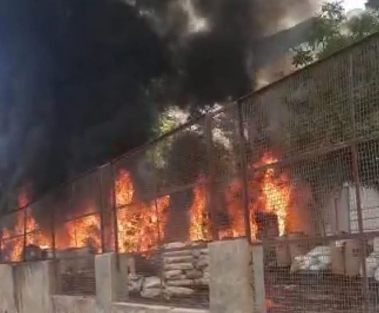 Brake shoe making factory fire, found within one hour