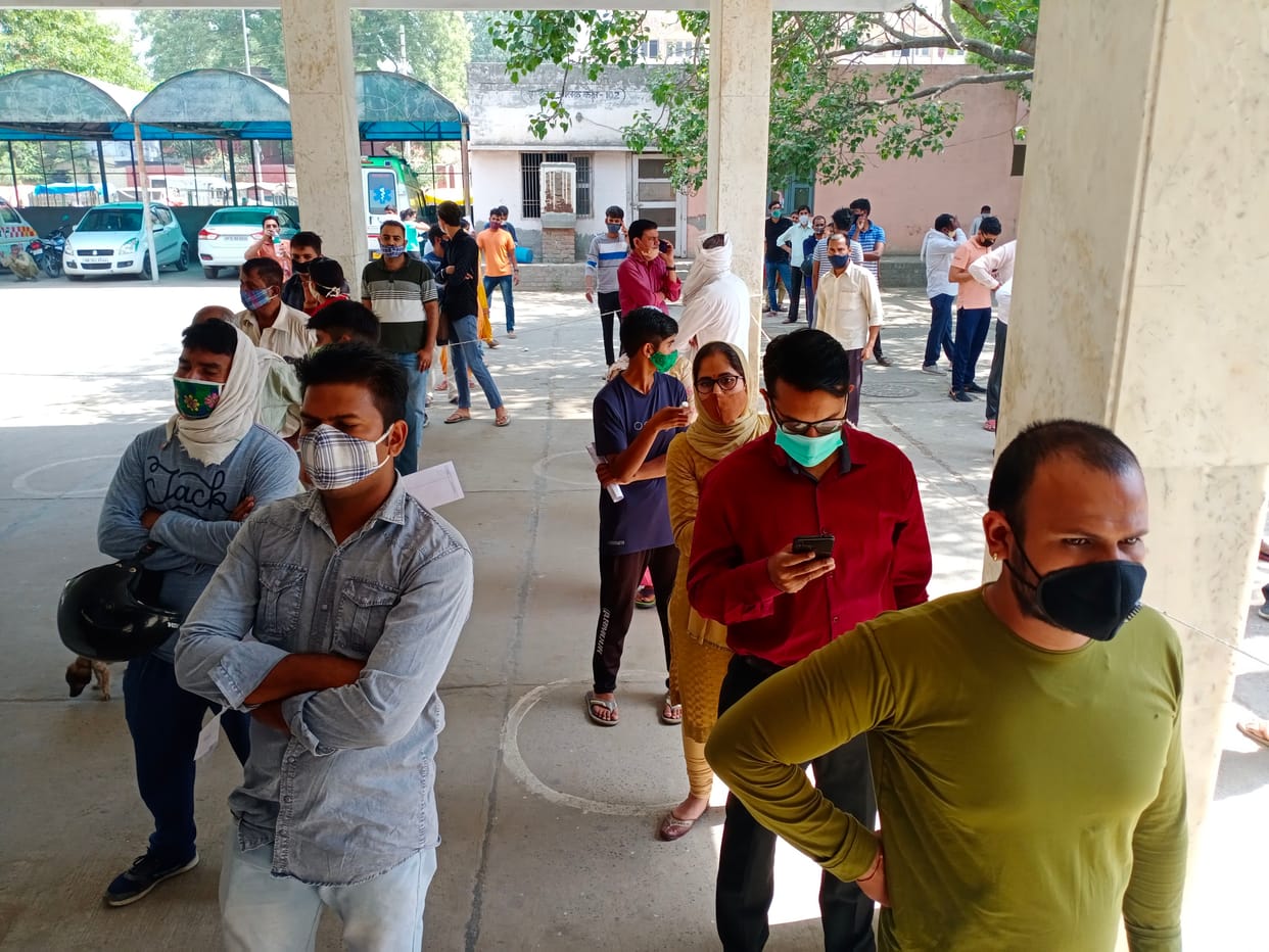civil hospital, beds full, private hospital