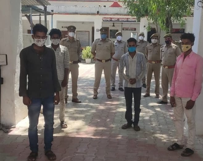 panchayat chunav four criminal catched
